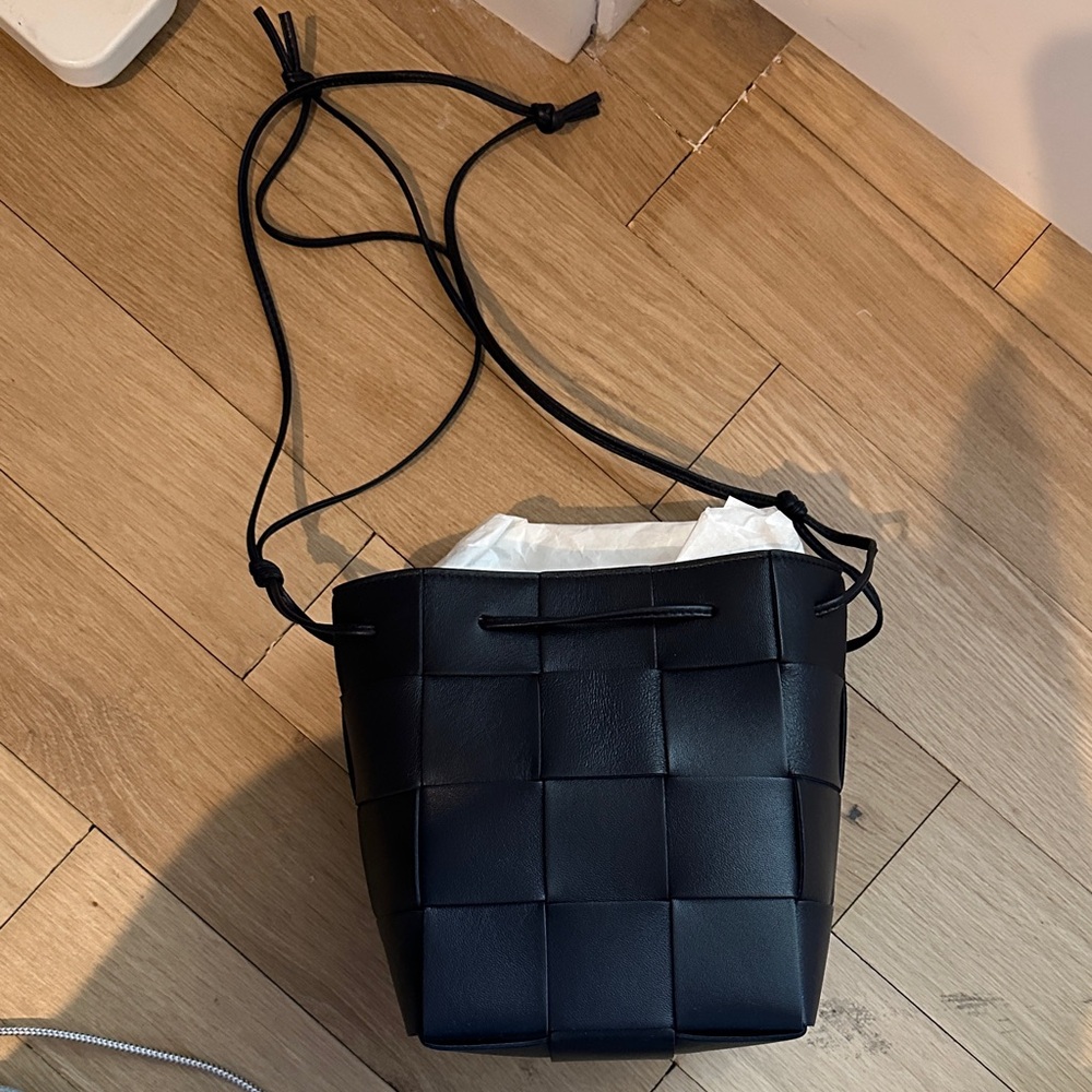 Bottega veneta bucket bag
